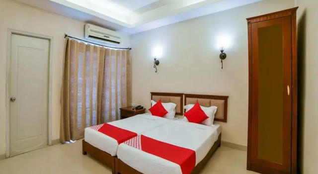 Country Club International Medchal by OYO Rooms, Rezerwuj Hotel Medchal Telangana
