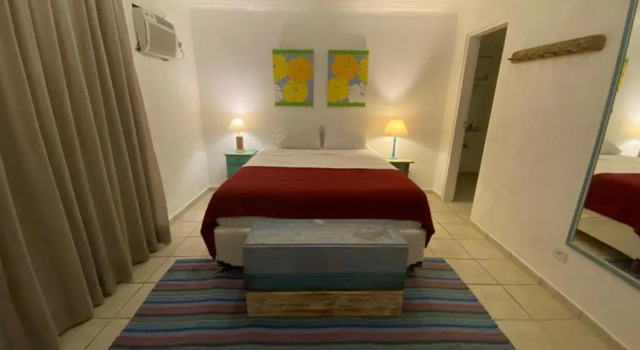 Vila Siriúba Hotel, Забронировать Гостевой дом Отели Ильябела с парковкой, рядом с Пляж Viana, Парковка