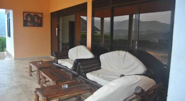 Номер Deluxe The Crested Crane Bwindi Hotel