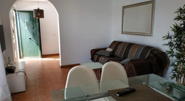 Кровать в общем номере Aloha Surf House