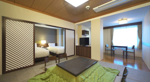 Номер Japanese Western Kawaguchiko Hotel