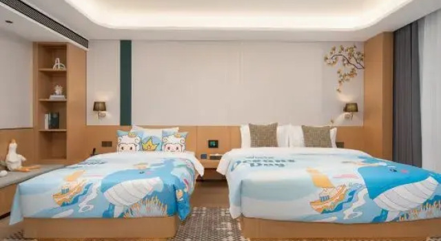 Семейный люкс Deluxe Peninsula Hotel Panxian