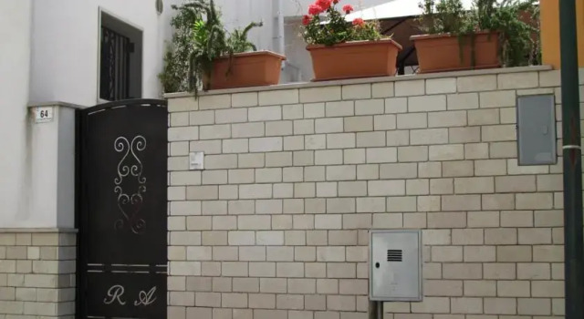 Apartment Fiori in Corte, Buchen Sie Ferienwohnung Salve Salento