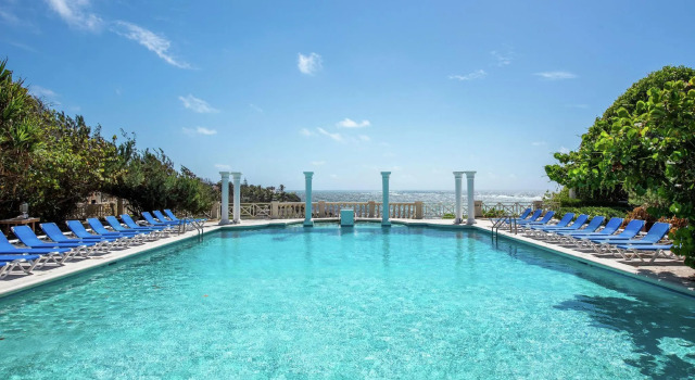 Полулюкс Hilton Grand Vacations Club The Crane Barbados