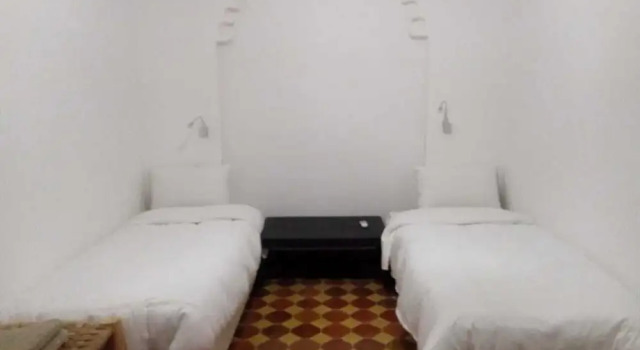 Ksar Tin Hinan, Rezervovat Hotel Hotely v Meknes-Tafilalet s parkováním, Parkování