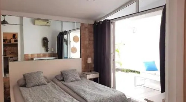 Bungalow 2-7 Playa del Ingles, Забронировать Апартаменты/квартира Отели Плайя дель Инглес с бассейном, рядом с Экуменический храм Эль-Сальвадор, Бассейн