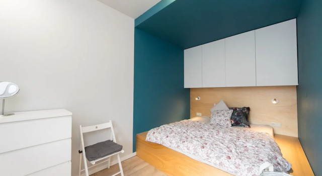 Апартаменты Main Trainstation one bedroom AC p4you