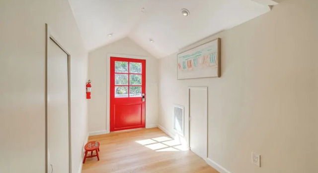 Victorian Carpinteria Apartment < 1 Mi to Beach!, Забронировать Апартаменты/квартира Апартаменты Карпинтерия, рядом с Пляж Карпинтерия-Стэйт, Апартаменты/квартира
