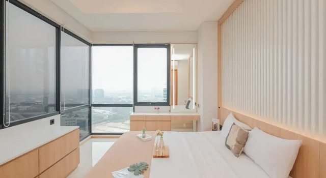 Апартаменты Standard Modern Furnished 2Br At Samara Suites Apartment