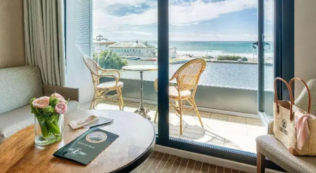 Двухместный номер Superior с видом на море Côte Ouest Thalasso & Spa Les Sables dOlonne - MGallery Collection