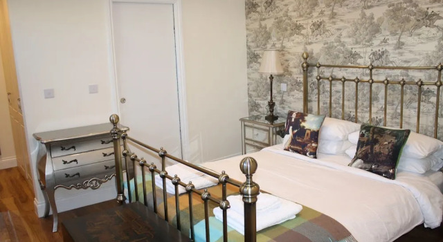 Modern apt close to Paddington station / sleeps 3, Забронировать Отель Отели Лондона 3 звезды, рядом с Деловой район Паддингтон-Сентрал, 3*