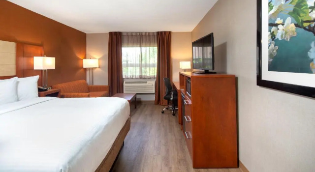 Номер Standard Canadas Best Value Inn-Richmond Hill