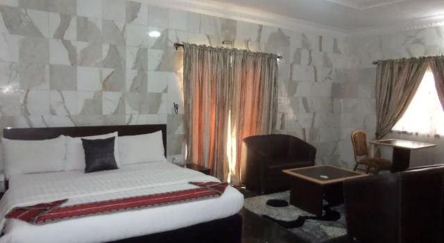 The Governor's Hotel, Rezerwuj Hotel Hotele w Lagos z parkingiem, Parking