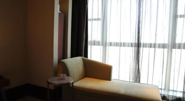 Номер Premium Crowne Plaza Hefei by IHG