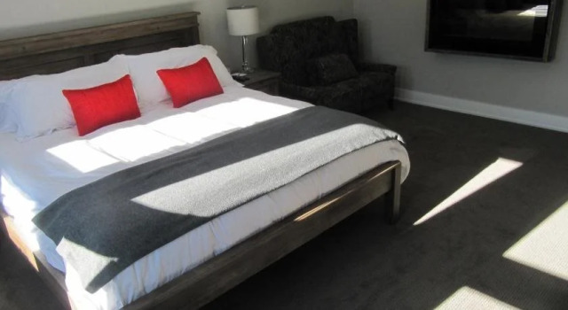 Sequel inn Creemore, Reserva ahora Hotel Hoteles en Condado de Simcoe con piscina, Piscina