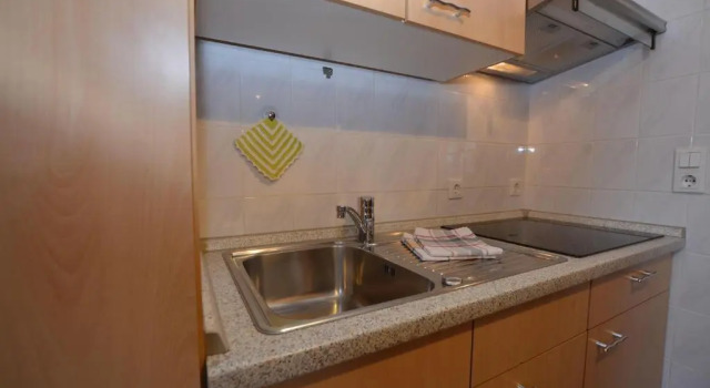 Haus-Karin-Ferienwohnung-1, Забронировать Отель Отели Бюзум 3 звезды, рядом с Интерактивный музей Phänomania в городе Бюзум, 3*