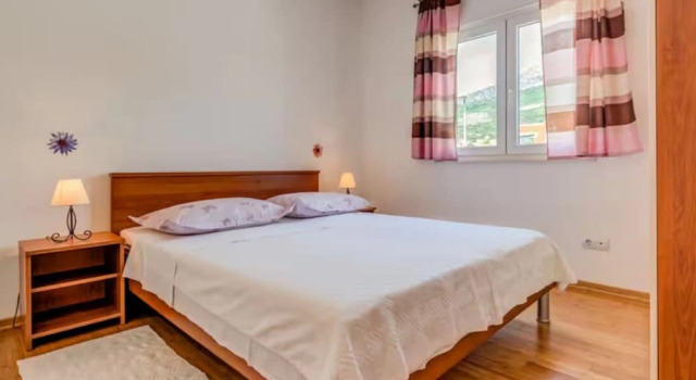 Mise Holiday Apartments, Забронировать Апартаменты/квартира Каштел-Гомилица Каштел-Сучурац