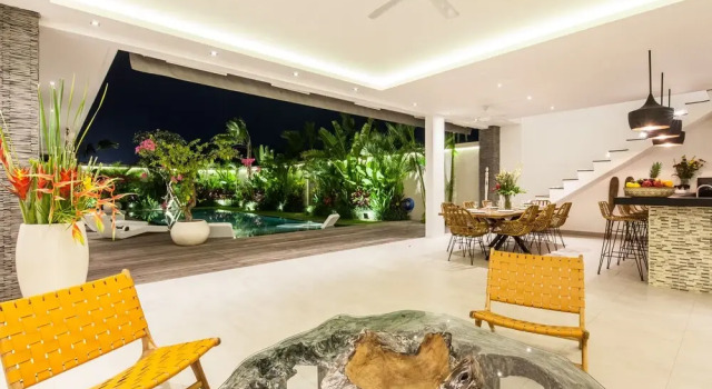 Captivating Villa Walk to the Beach, Rezervovat Vila Chaty v Bali, Chalupa