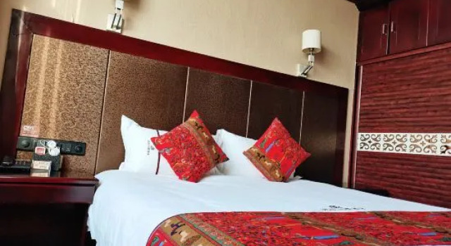Люкс Deluxe Jinzhiyuan Hotel