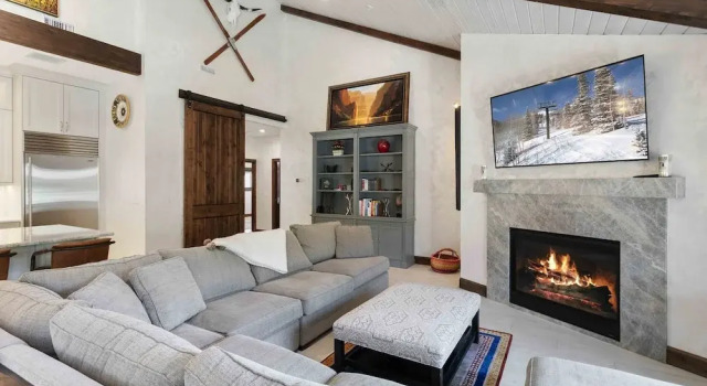 Номер Standard Cozy Ski Condo With Private Hot Tub 4 Bedroom Condo
