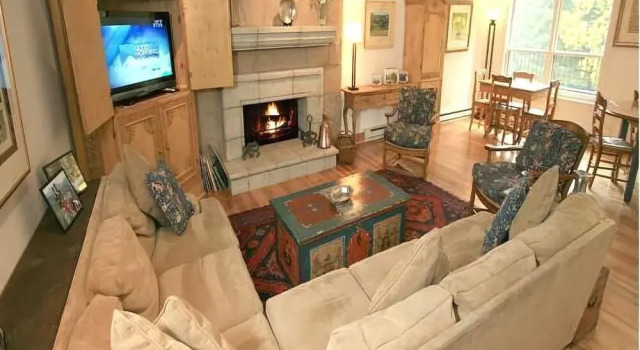 Northwoods Luxury Condo Close to Chairlift by RedAwning, Забронировать Апартаменты/квартира Отели Вейл с бассейном, Бассейн