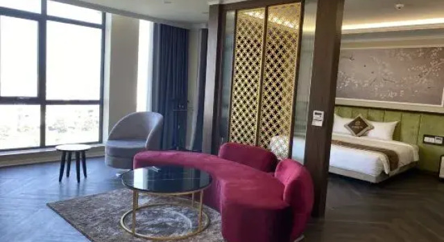 Люкс Riverside Hotel Hà Nam