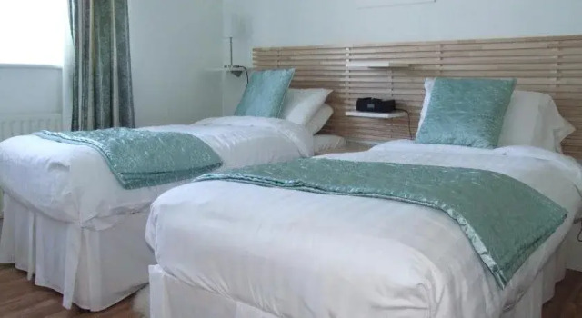 Cranny's B&B, Забронировать Отель «постель и завтрак» Отели Уэксфорд с парковкой, Парковка