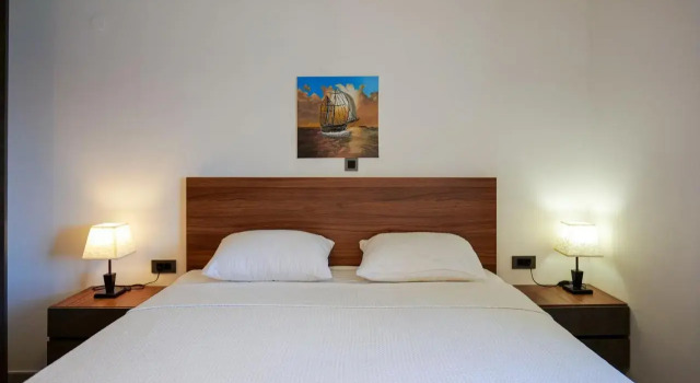 Apartments Zure, Prenota Appartamento Lombarda 