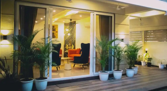 Вилла Luxury Clarence Cottage Villa 27