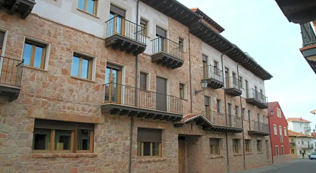 Hotel Rural La Romerosa, Rezervați Hotel Riaza Castile and Leon
