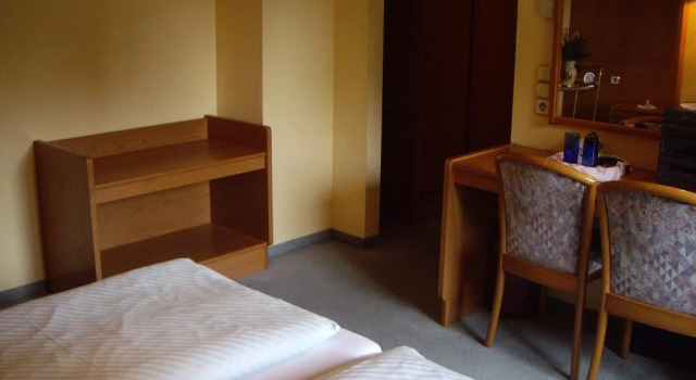 Hotel Pension Stadlhuber Aktivpark Kremsmünster, Book Hotel Kremsmuenster Upper Austria