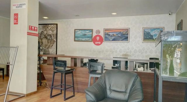 Capital O 333 Hotel Crystal Homes, Забронировать Отель Отели Индиранагара 3 звезды, 3*