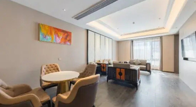 Люкс Starway Hotel (Changshu Yinxiangcheng fangtayuan)