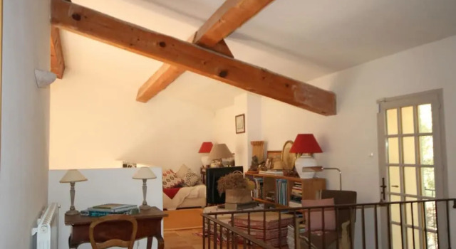Charming Holiday Home in Correns France With Garden, Забронировать Отель Отели Вара с бассейном, Бассейн