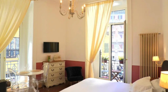 Двухместный номер Deluxe с балконом Macchiato Suites Boutique Guest House