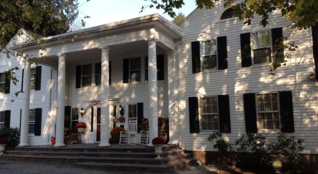 The Inn at Stockbridge, Rezerwuj Bed and Breakfast Hotele w New England z basenem, Basen