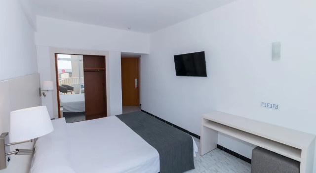 Двухместный номер Hotel Amic Horizonte