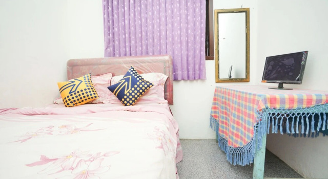Dome Hotel by OYO Rooms, Rezerwuj Hotel Sapikerep Indonezja