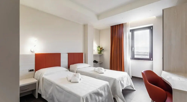 Двухместный номер Standard LUAL Bleisure Hotel
