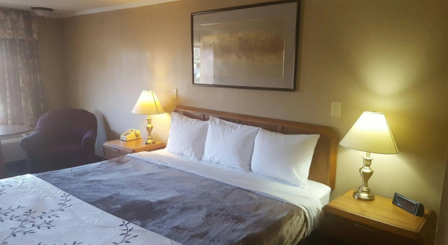 Airport Inn and Parking/Dayton International Airport, Book Hotel Hoteller i Vandalia med pool, Swimmingpool