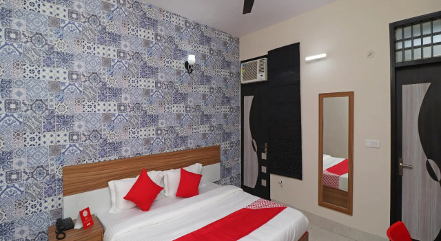 OYO 17425 Dwarka Palace, Prenota Hotel Gurugram Gurgaon Region