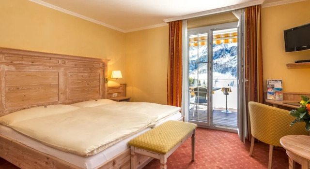 Hotel Restaurant Waldhaus, Забронировать Отель Лейкербад Вале