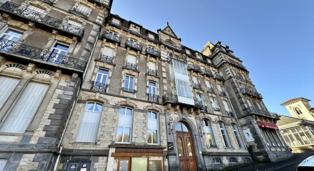 Le Metropole 410 La Bourboule, Prenota Appartamento Hotel a Alvernia con parcheggio, Parcheggio