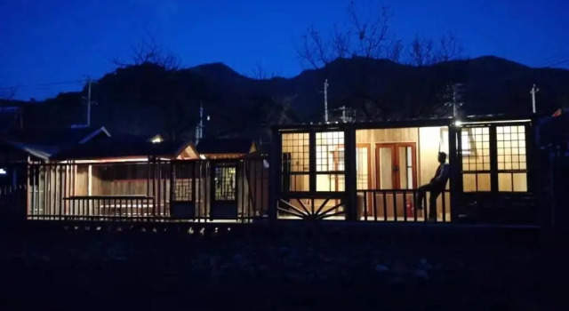 Четырёхместный номер Standard с видом на сад B&B  under  GreatWall