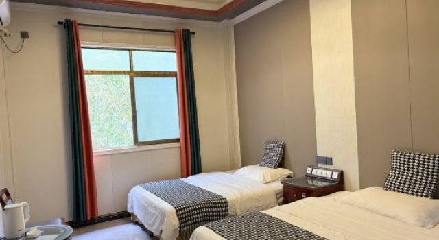 Weidu Wenquan Homestay, Забронировать Отель Мэйчжоу Гуандун