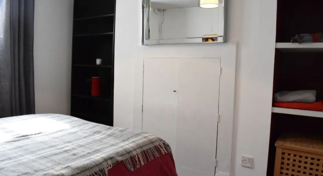1 Bedroom Flat With Garden In Lambeth, Забронировать Отель Отели Лондона 3 звезды, рядом с Памятник «Боудикка и ее дочери», 3*