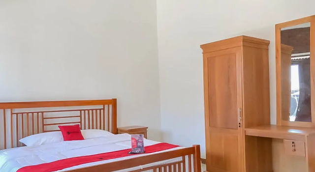 RedDoorz Resort near Darajat Garut