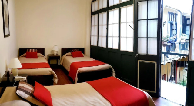 Hostal Naira