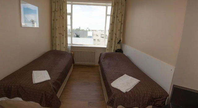 Thor Guesthouse, Забронировать Отель Отели Хёвюдборгарсвайдид с парковкой, Парковка