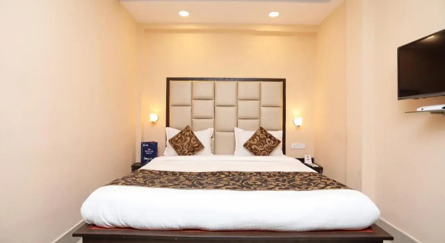 OYO Premium Station Road Ranchi